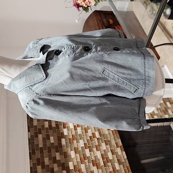 Loft Jacket - Picture 4 of 7